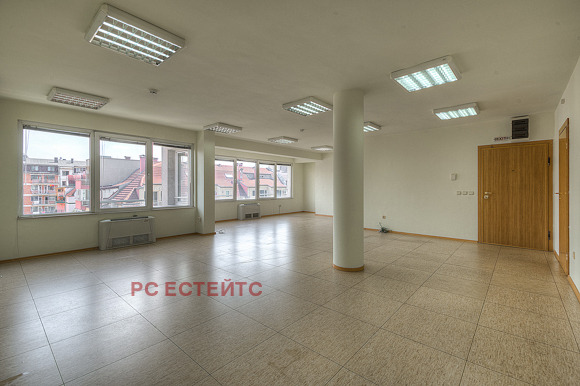 Издаје се  Канцеларија Софија , Стрелбиште , 80 м2 | 63159857 - слика [2]