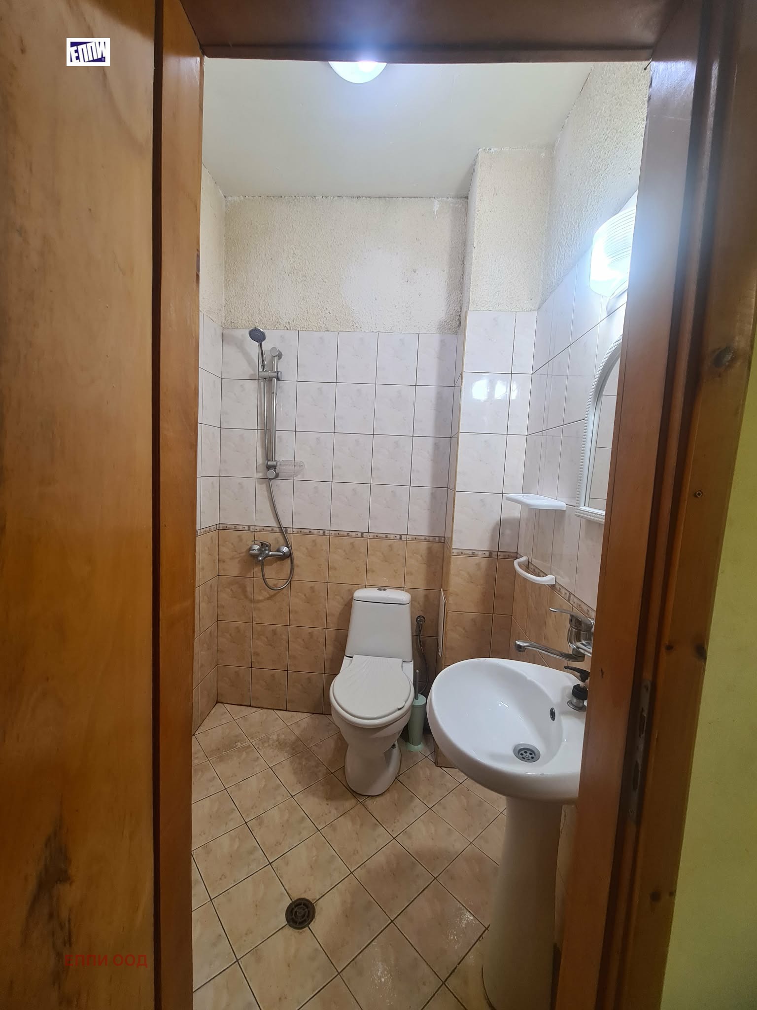 Дава под наем АТЕЛИЕ, ТАВАН, гр. София, Борово, снимка 7 - Апартаменти - 54135705