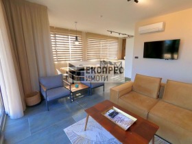 ����� ���� ��� ���� ����,���� �����, �����>