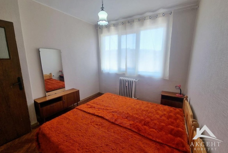 Do wynajęcia  1 sypialnia Pernik , Centar , 60 mkw | 81955502 - obraz [8]