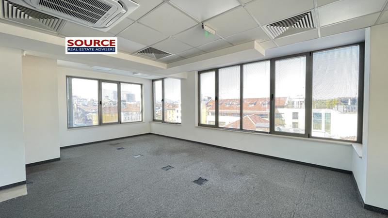 Te huur  Kantoor Sofia , Tsentar , 245 m² | 15752120 - afbeelding [9]