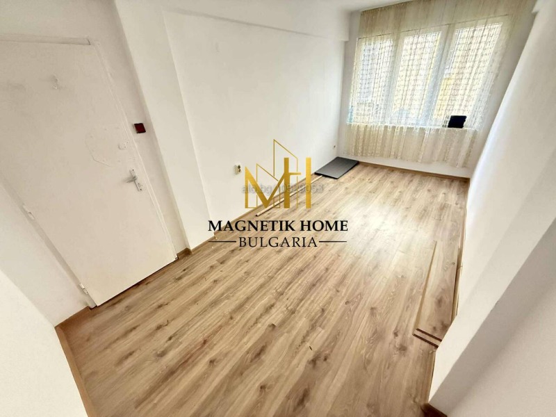 K pronájmu  Kancelář Burgas , Centar , 20 m2 | 98393501 - obraz [4]