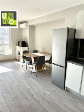 ����� ���� ��� ���� 3-�����,���� �����, ������>