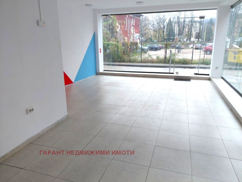 Дава под наем МАГАЗИН, гр. Габрово, Център, снимка 3 - Магазини - 52627946