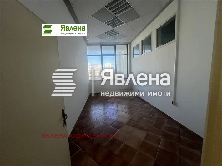 Дава под наем ОФИС, гр. Бургас, Братя Миладинови, снимка 3 - Офиси - 50406284