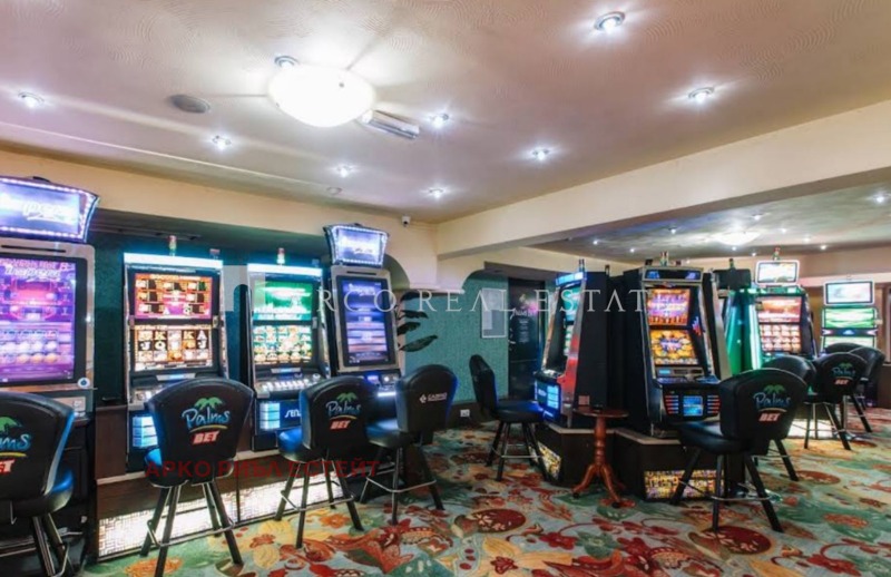 Дава под наем МАГАЗИН, гр. София, Люлин 8, снимка 6 - Магазини - 53595127