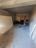 Под наем ГАРАЖ, ПАРКОМЯСТО, град Велико Търново, Бузлуджа • 100 лв. • 24250224 — Holmes.bg