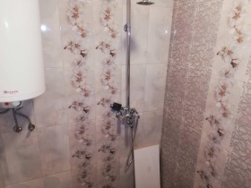 2 bedroom Vazrazhdane, Burgas 6