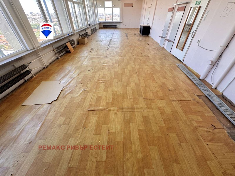 Do wynajęcia  Biuro Ruse , Szirok centar , 120 mkw | 52987538 - obraz [3]