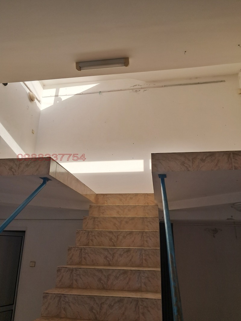 Дава под наем МАГАЗИН, гр. Павел баня, област Стара Загора, снимка 6 - Магазини - 53539463