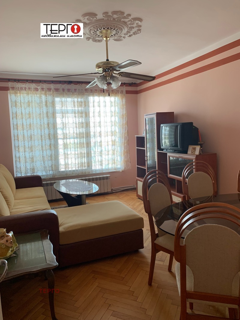 För uthyrning  1 sovrum Ruse , Centar , 65 kvm | 42213341