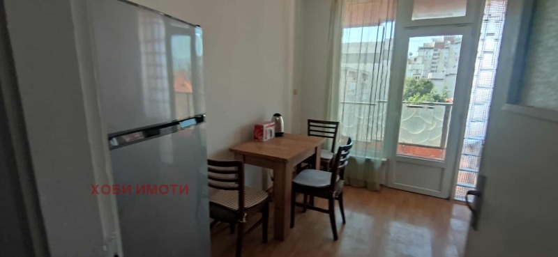 Zu vermieten  3 Schlafzimmer Plowdiw , Zentar , 110 qm | 35418085 - Bild [10]