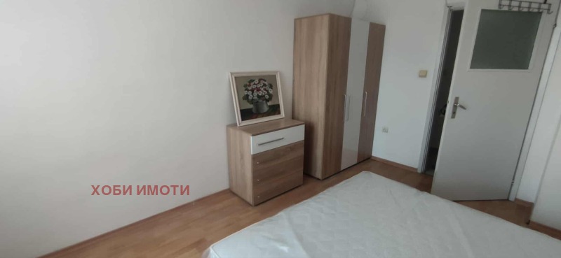 Zu vermieten  3 Schlafzimmer Plowdiw , Zentar , 110 qm | 35418085 - Bild [4]