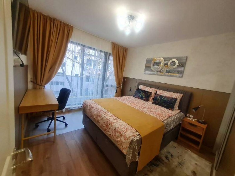 K pronájmu  1 ložnice Varna , Centar , 50 m2 | 90496086