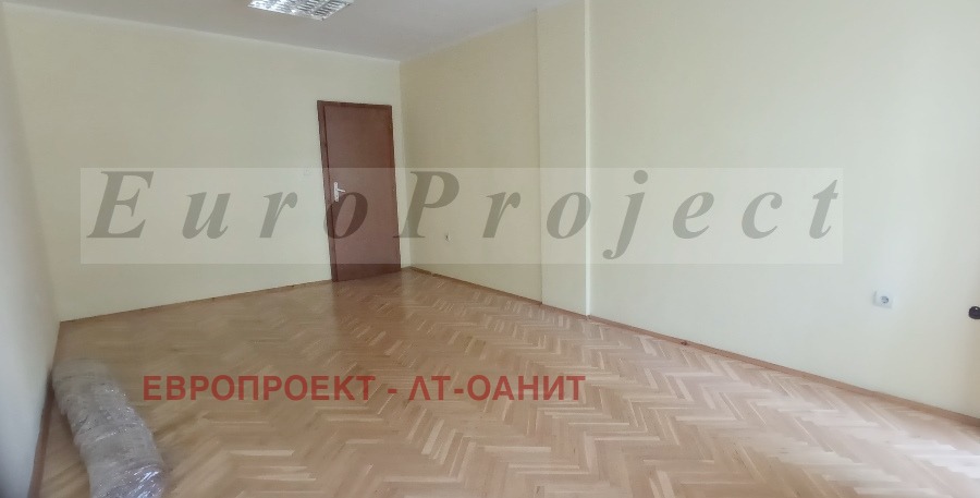 Дава под наем 2-СТАЕН, гр. София, Център, снимка 3 - Апартаменти - 55172075