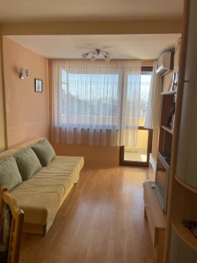 1 Schlafzimmer Zentar, Burgas 3