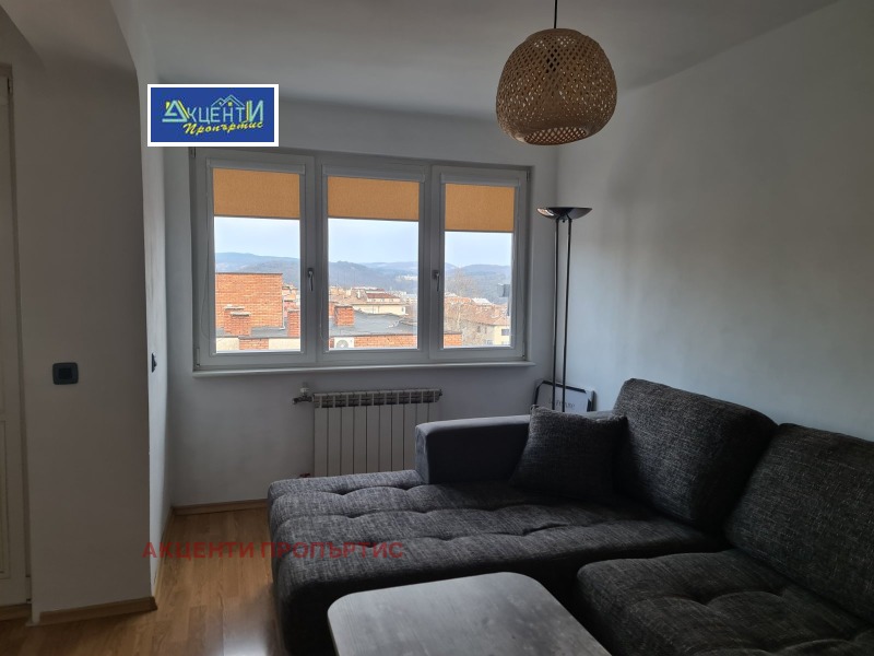 Дава под наем 2-СТАЕН, гр. Велико Търново, Център, снимка 16 - Апартаменти - 52709668