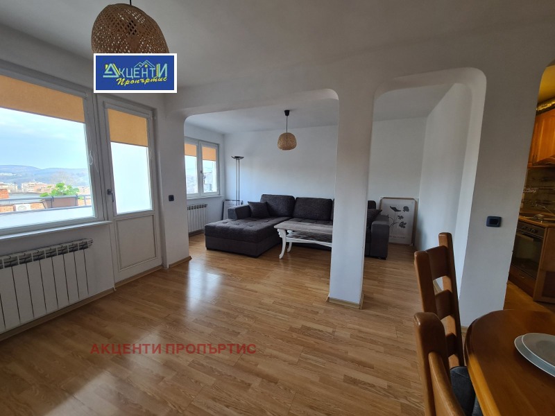 Дава под наем 2-СТАЕН, гр. Велико Търново, Център, снимка 15 - Апартаменти - 52709668