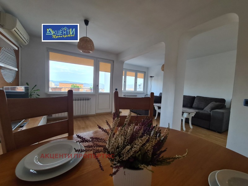 Дава под наем 2-СТАЕН, гр. Велико Търново, Център, снимка 2 - Апартаменти - 52709668