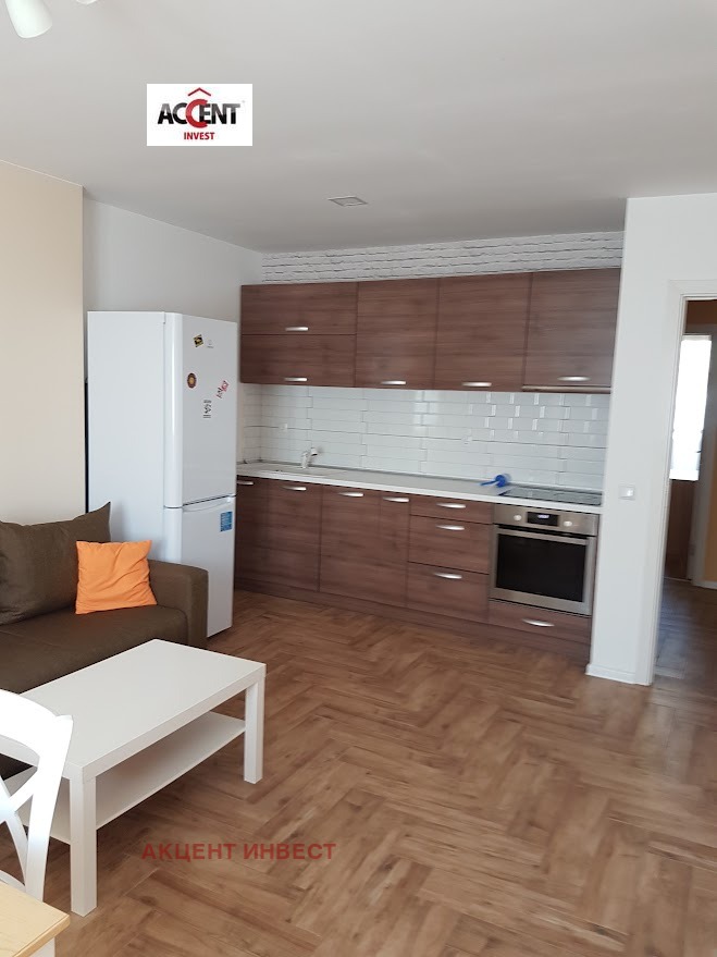 För uthyrning  2 sovrum Varna , Tjataldja , 85 kvm | 72146301 - bild [2]
