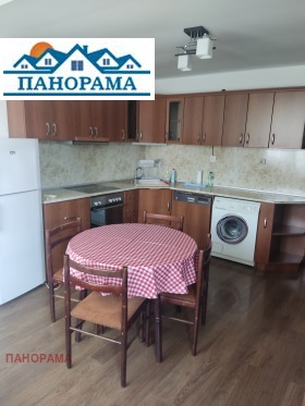 3+ yatak odası Mladejki Halm, Plovdiv