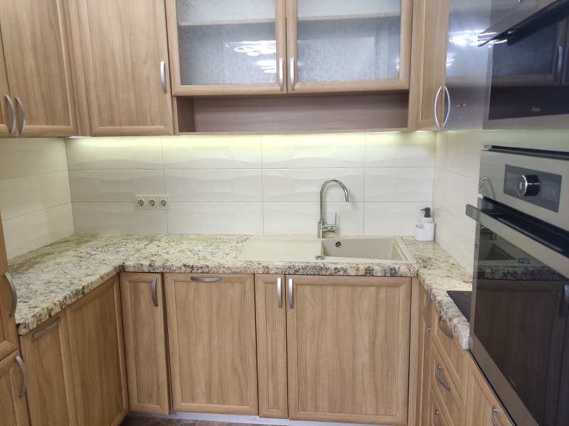 Дава под наем  4-стаен град София , Изток , 180 кв.м | 78066006 - изображение [4]