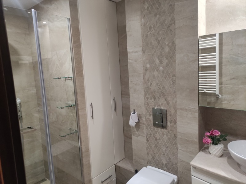 Дава под наем  4-стаен град София , Изток , 180 кв.м | 78066006 - изображение [8]
