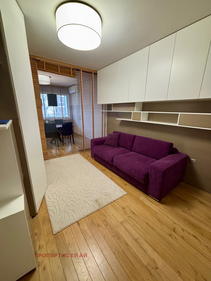 Дава под наем 4-СТАЕН, гр. София, Изгрев, снимка 7 - Апартаменти - 53355333