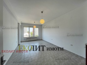 1 dormitorio Dianabad, Sofia 4