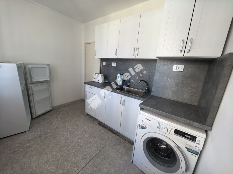 В оренду  Студія Ямбол , Център , 45 кв.м | 80015759 - зображення [2]