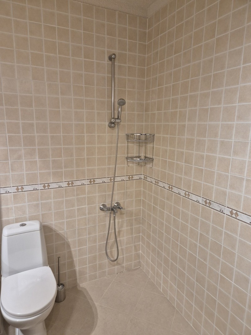 En renta  2 dormitorios Sofia , Poduyane , 100 metros cuadrados | 20622733 - imagen [9]