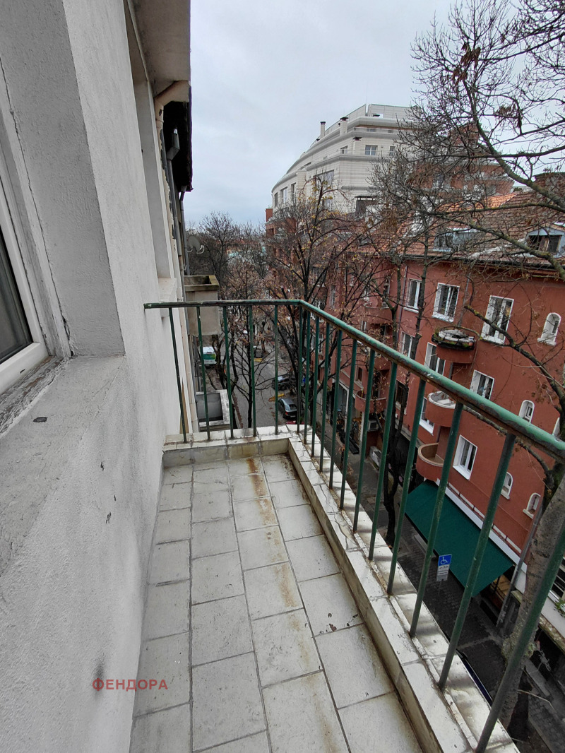 Дава под наем 4-СТАЕН, гр. София, Докторски паметник, снимка 5 - Апартаменти - 52593390