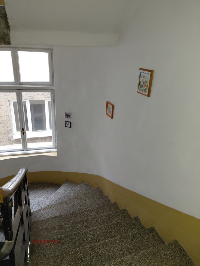 Дава под наем 4-СТАЕН, гр. София, Докторски паметник, снимка 15 - Апартаменти - 52593390