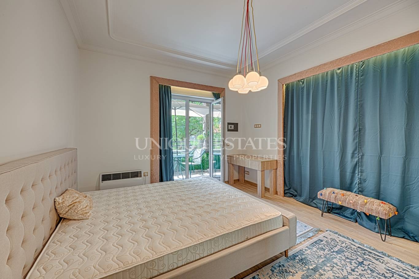 Дава под наем 3-СТАЕН, гр. София, Център