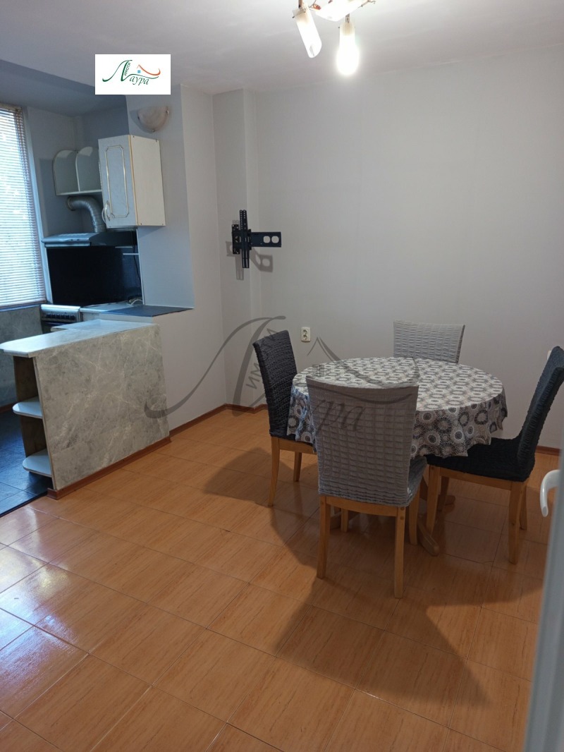 Издаје се  1 спаваћа соба Шумен , Добруджански , 62 м2 | 43866296 - слика [10]
