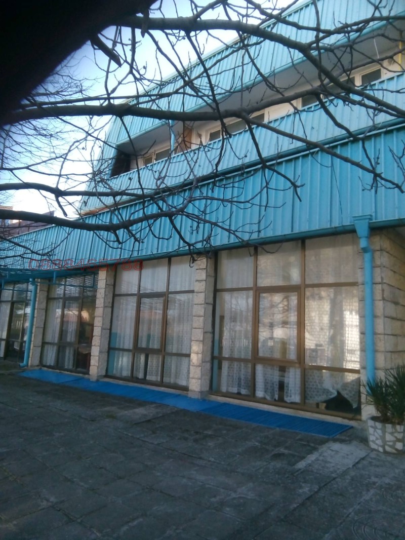 Дава под наем ХОТЕЛ, с. Лозенец, област Бургас