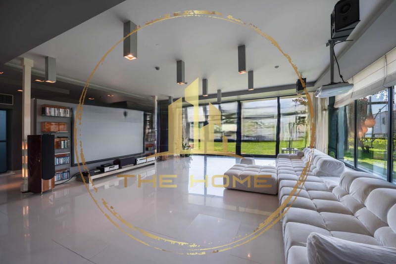 Дава под наем КЪЩА, гр. Варна, Бриз, снимка 2 - Къщи - 53165491