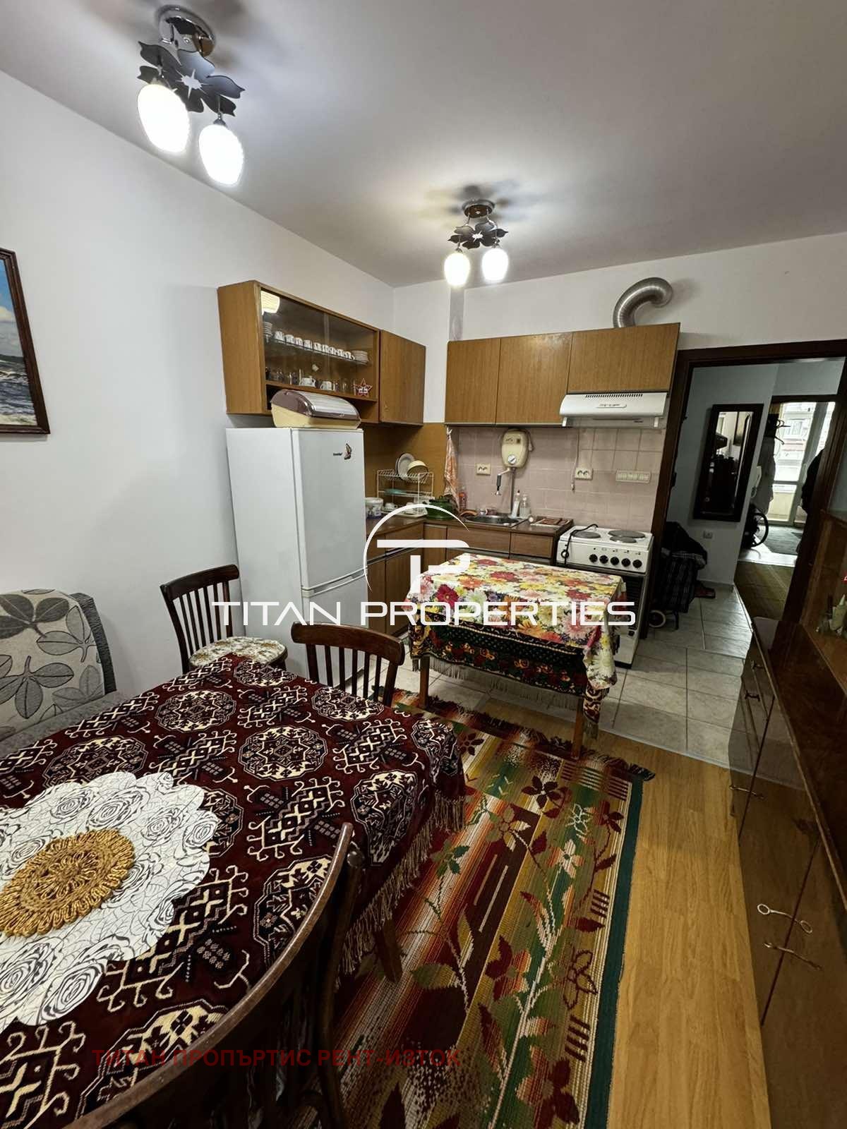 Дава под наем 3-СТАЕН, гр. Бургас, Център, снимка 3 - Апартаменти - 53634595