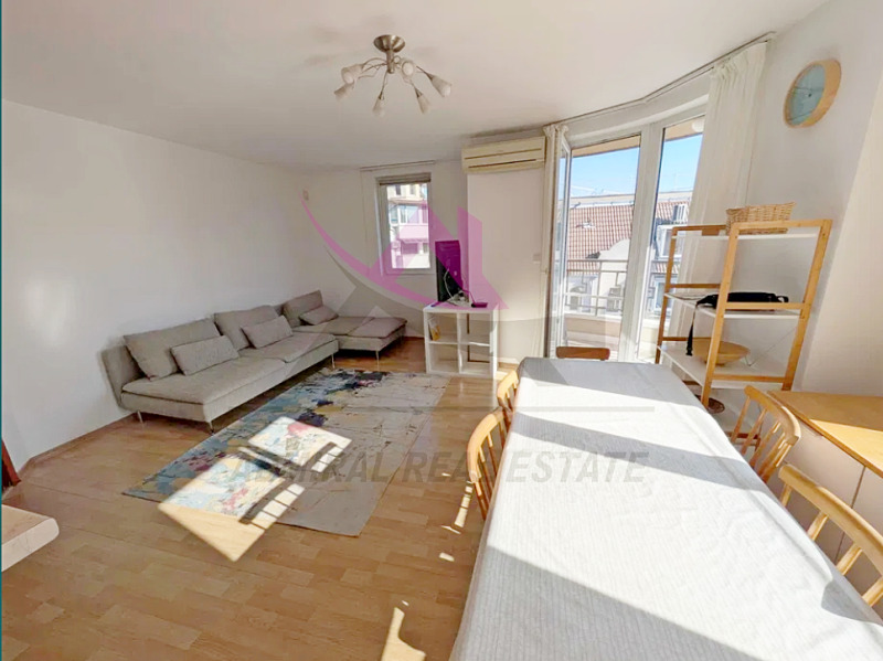 Дава под Наем 3-СТАЕН в град Варна, Спортна зала - 110 кв.м / 750 € » 1 466.87 лв., АДМИРАЛ РИЪЛ ЕСТЕЙТ ЕООД