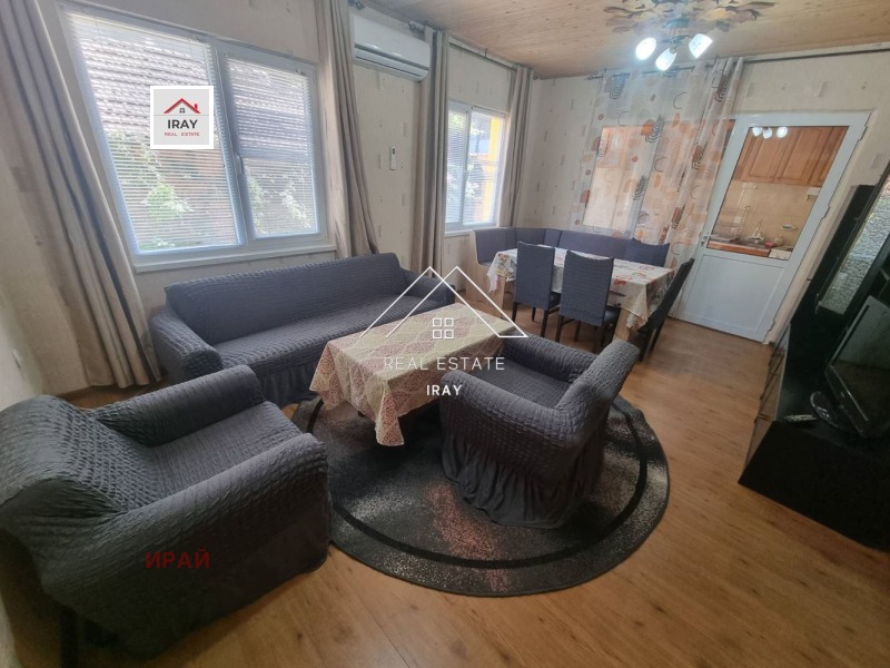 Дава под наем КЪЩА, гр. Стара Загора, ОРБ, снимка 2 - Къщи - 53383305