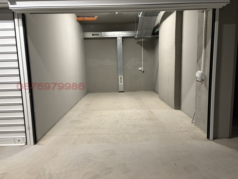 K pronájmu  Garáž Sofia , Nadežda 4 , 13 m2 | 43418511