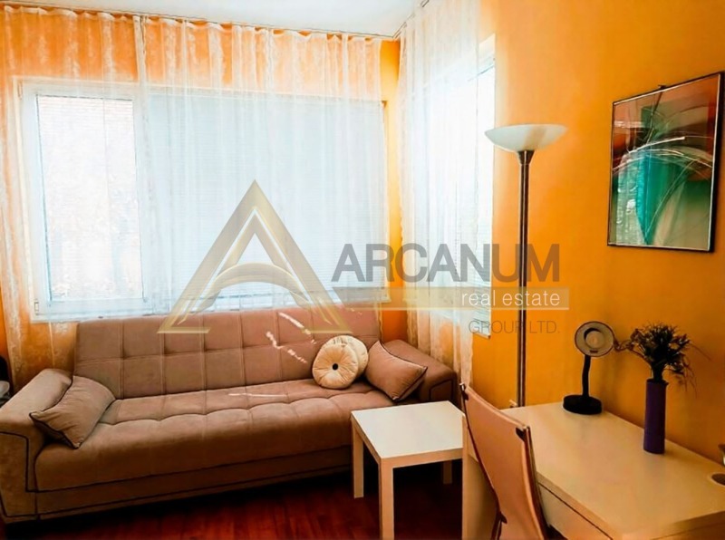 Дава под наем 3-СТАЕН, гр. Варна, Център