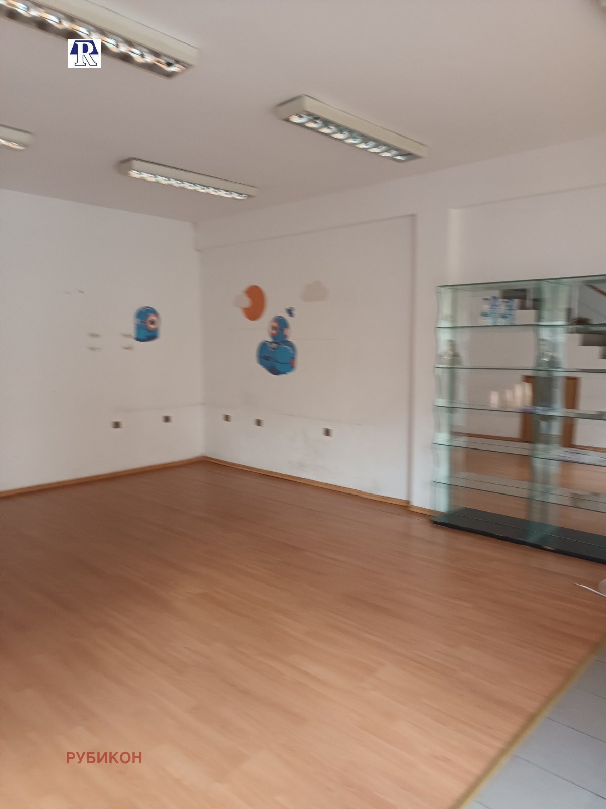 Дава под наем МАГАЗИН, гр. Пловдив, Център, снимка 2 - Магазини - 44334784