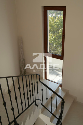���� ��� ���� 3-����� | Imot.bg � ����� ������ 5