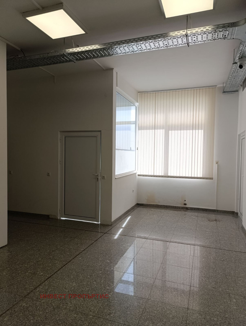 Zu vermieten  Büro Sofia , Hladilnika , 550 qm | 72355107 - Bild [11]