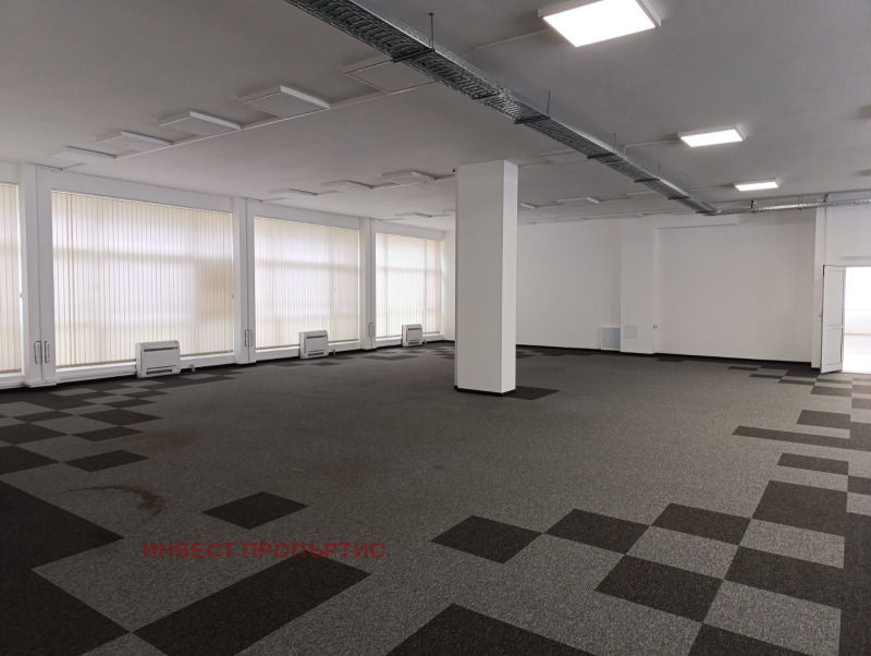 Zu vermieten  Büro Sofia , Hladilnika , 550 qm | 72355107 - Bild [3]