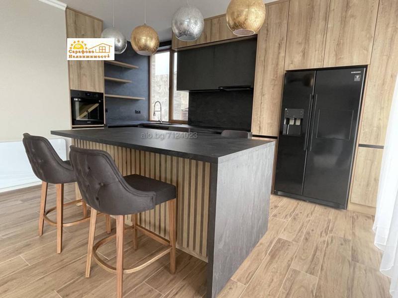 Дава под наем КЪЩА, гр. Бургас, Сарафово