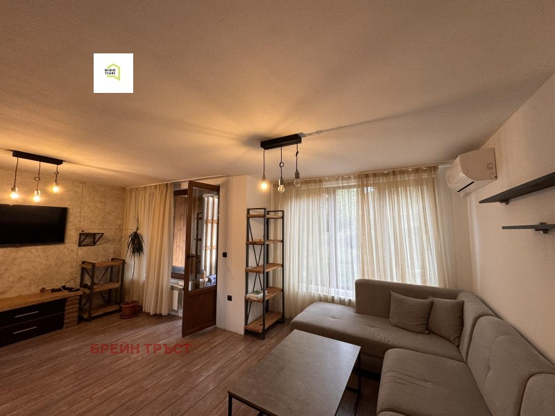 Te huur  Huis Sofia , Malinova dolina , 240 m² | 96289397