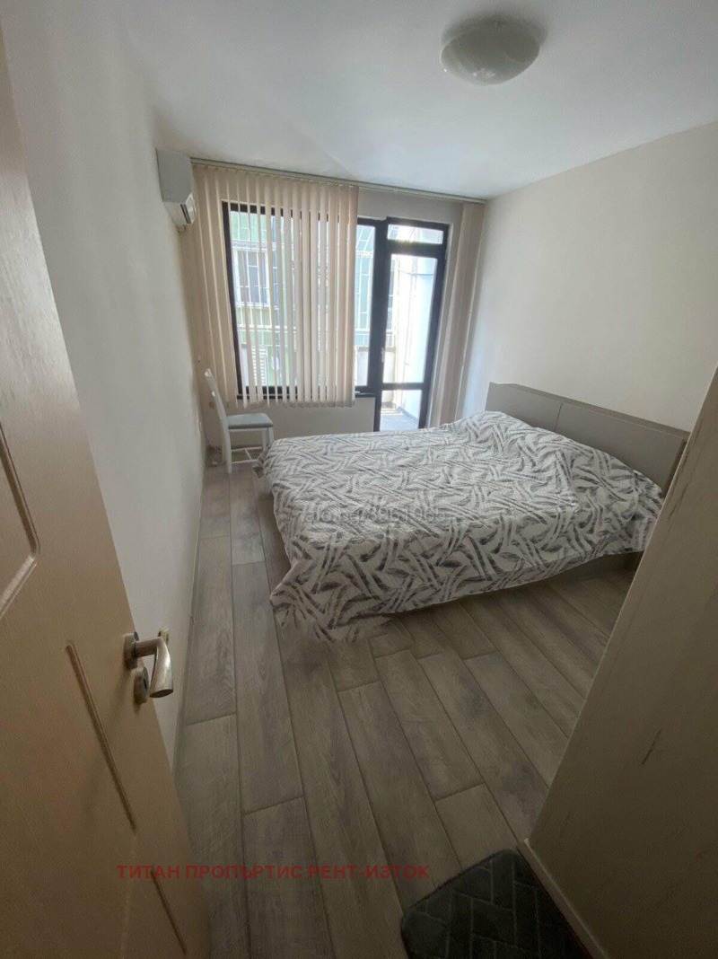 Дава под наем 2-СТАЕН, гр. Бургас, Център, снимка 3 - Апартаменти - 53130393