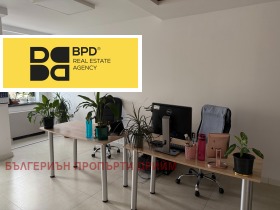 Bureau Operata, Varna 3